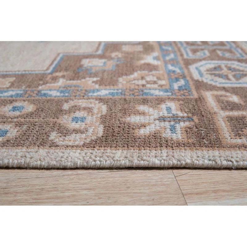 Bungalow Rose Exquisite Kiran Hand Knotted Wool Rug
