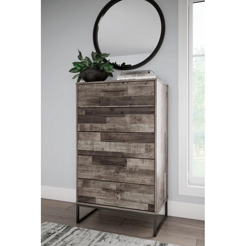 Neilsville 5 Drawer 29.88" W Chest