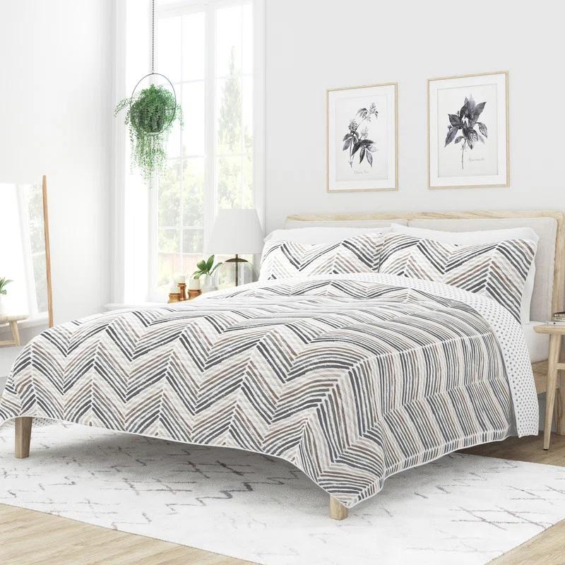 Becky Cameron Becky Cameron Quilt Set