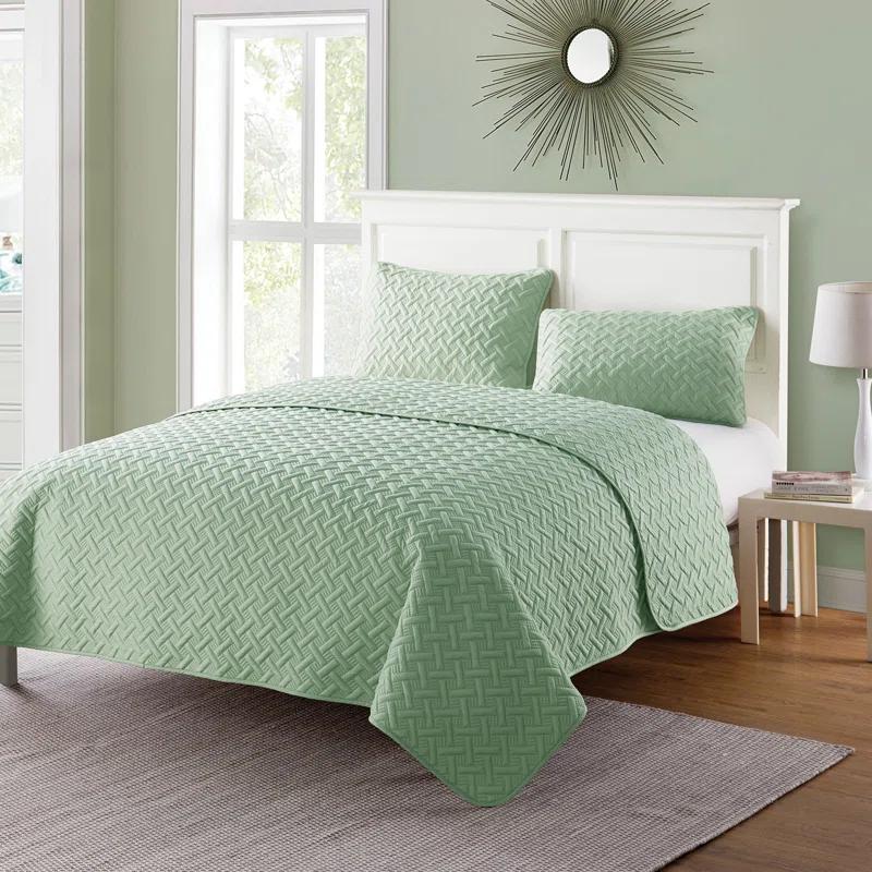 Nina Embossed Basketweave Quilt Set