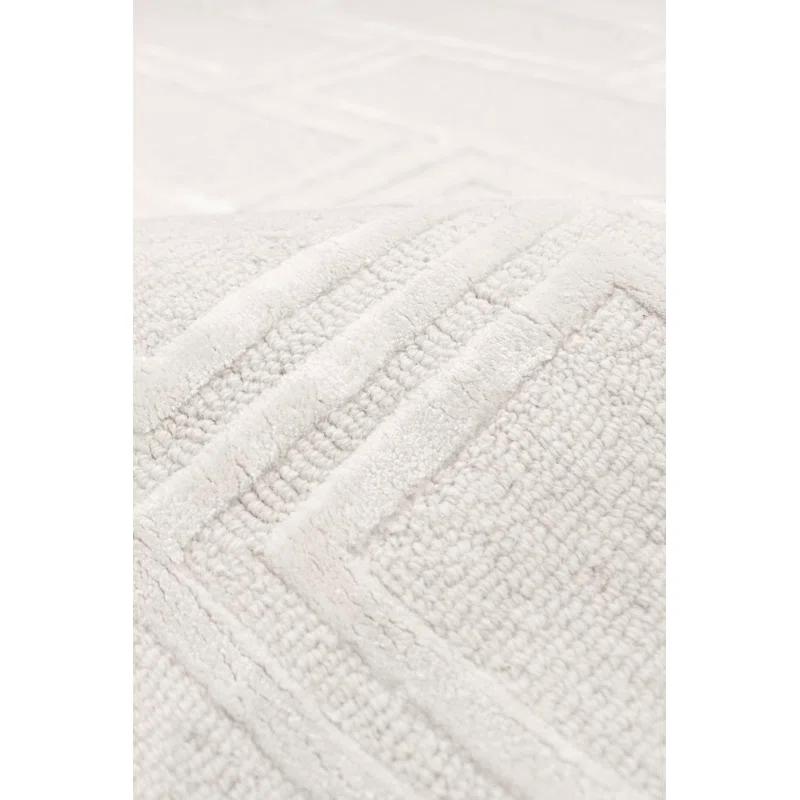 Hand-Tufted Bamboo Silk & Wool Ivory Area Rug