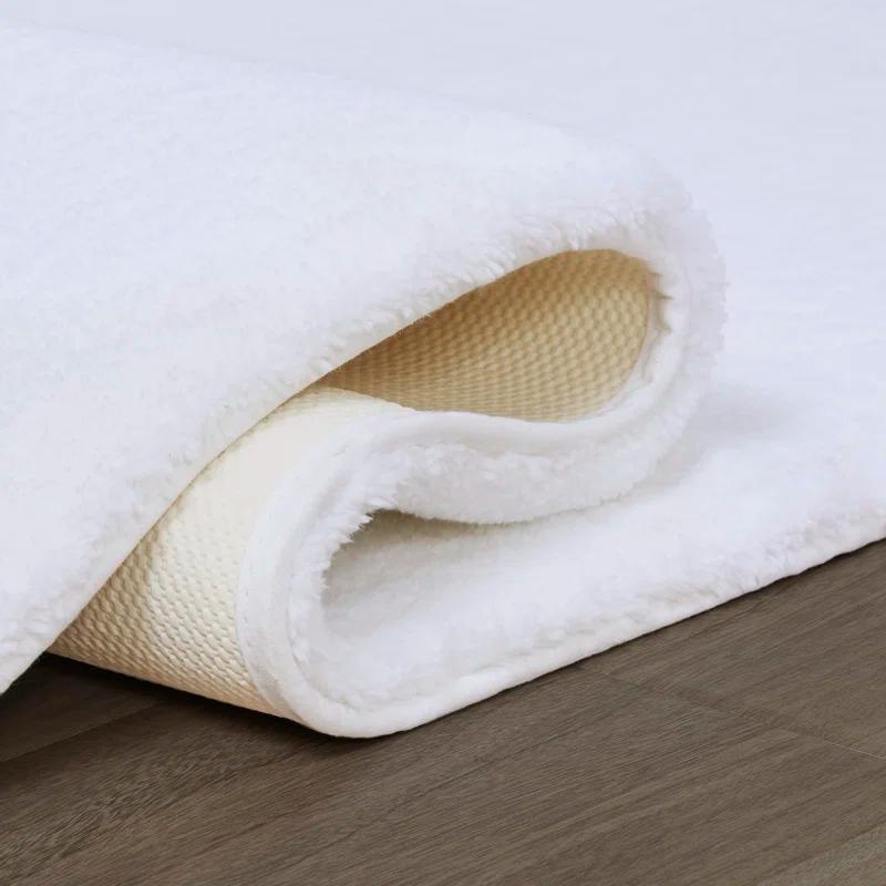 Marshmallow Quick-Dry Microfiber Contour Bath Rug - White