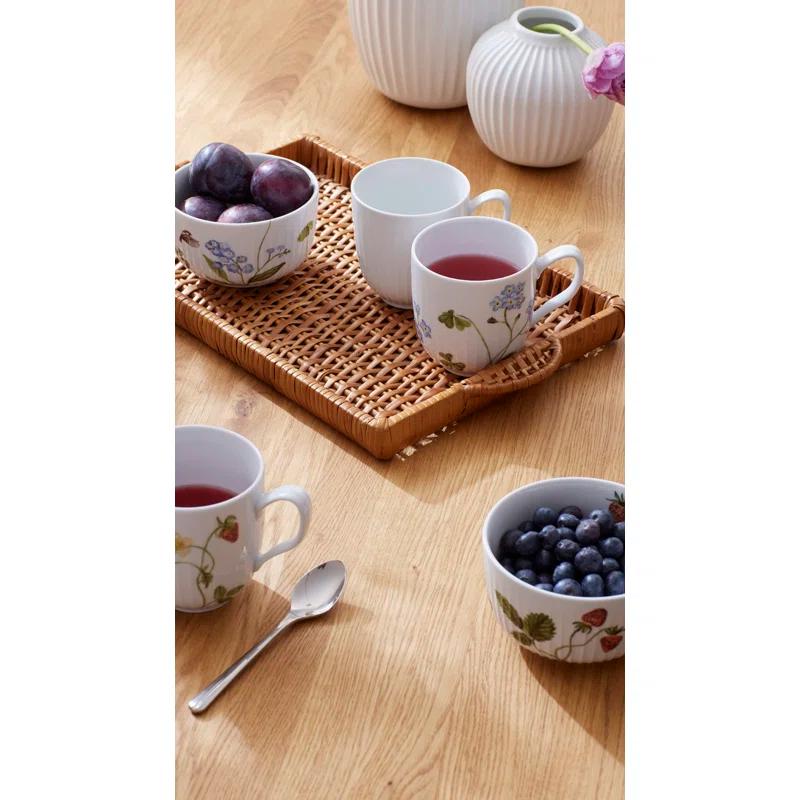 White Porcelain Grooved Round Table Vase