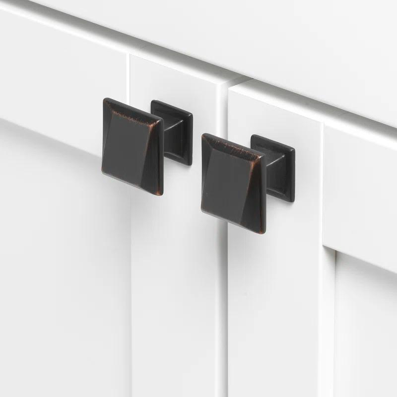 Giana Collection 1 1/4" Length Square Knob Multipack