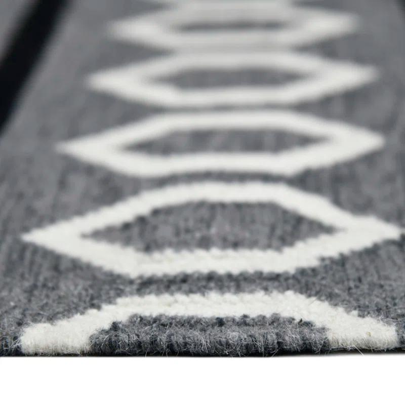 Union Rustic Oneil Moroccan Handmade Wool Gray Area Rug