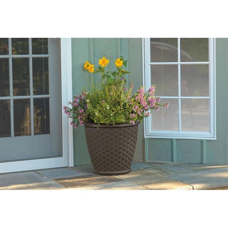 Suncast Pot Planter