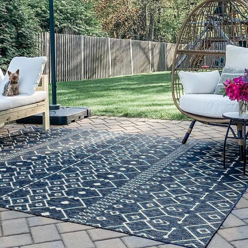Marshanna Nord Trellis Blue Indoor/Outdoor Flat-Weave Area Rug