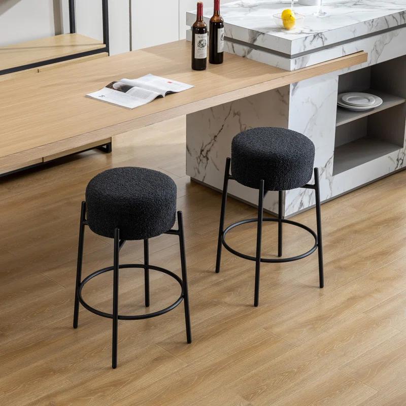 Swivel 26.7'' Boucle Counter Stool