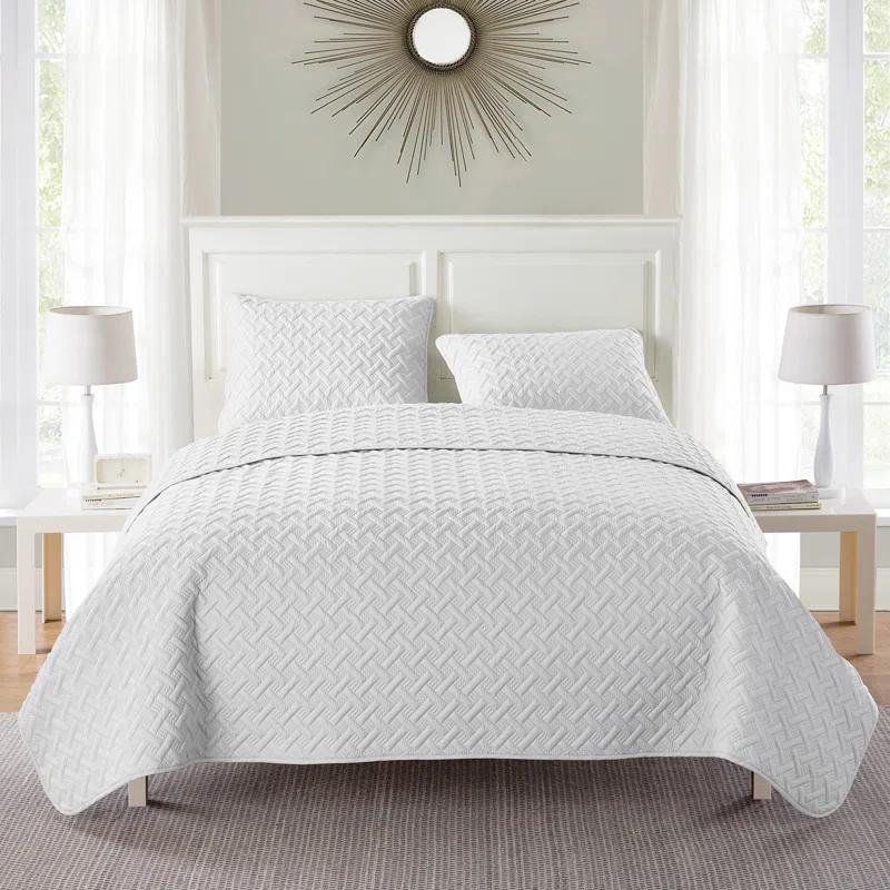 Nina Embossed Basketweave Quilt Set