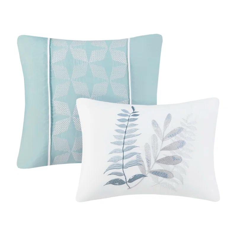 Blue and White Seersucker 5-Piece Duvet Cover Set with Throw Pillows