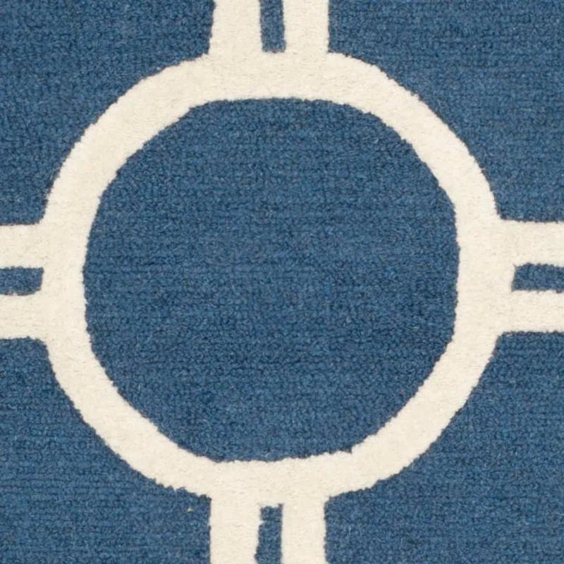 Safavieh Cambridge Hand Tufted Wool Geometric Rug