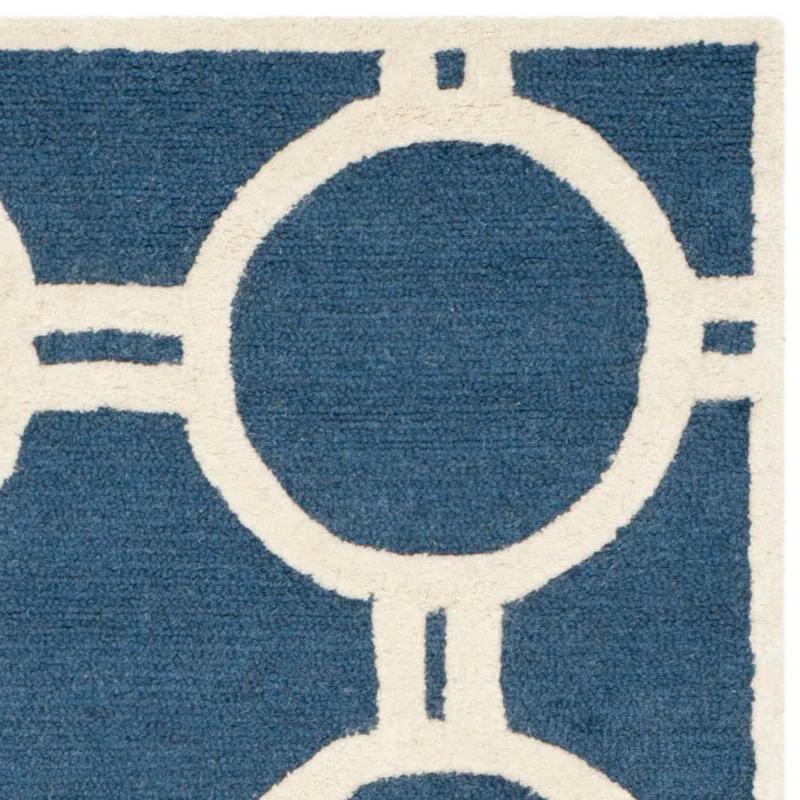 Safavieh Cambridge Hand Tufted Wool Geometric Rug