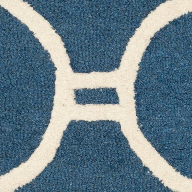 Safavieh Cambridge Hand Tufted Wool Geometric Rug