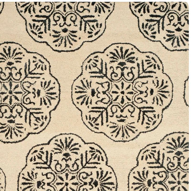 Safavieh Bella Hand Tufted Wool Damask Rug