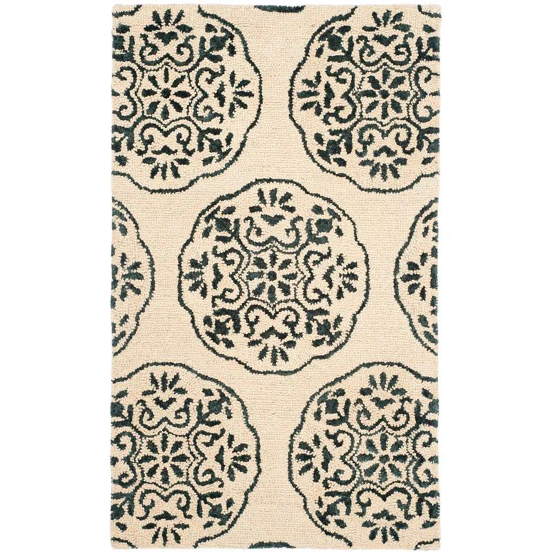 Safavieh Bella Hand Tufted Wool Damask Rug