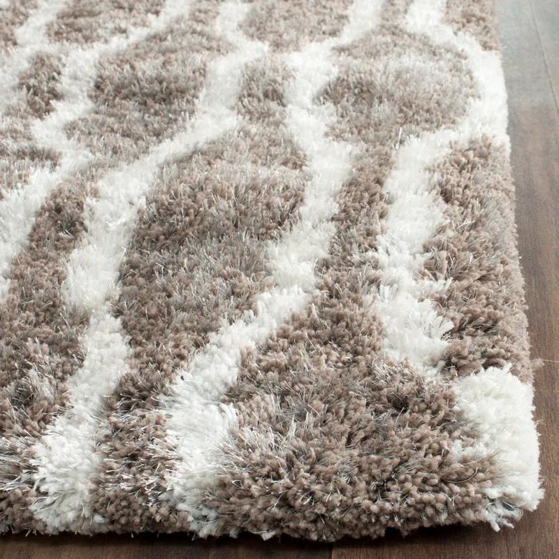 Safavieh Barcelona Shag Hand Tufted Performance Geometric Rug