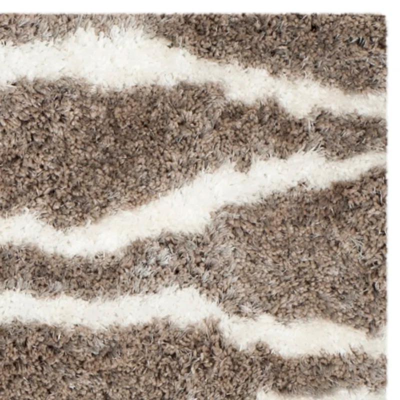 Safavieh Barcelona Shag Hand Tufted Performance Geometric Rug