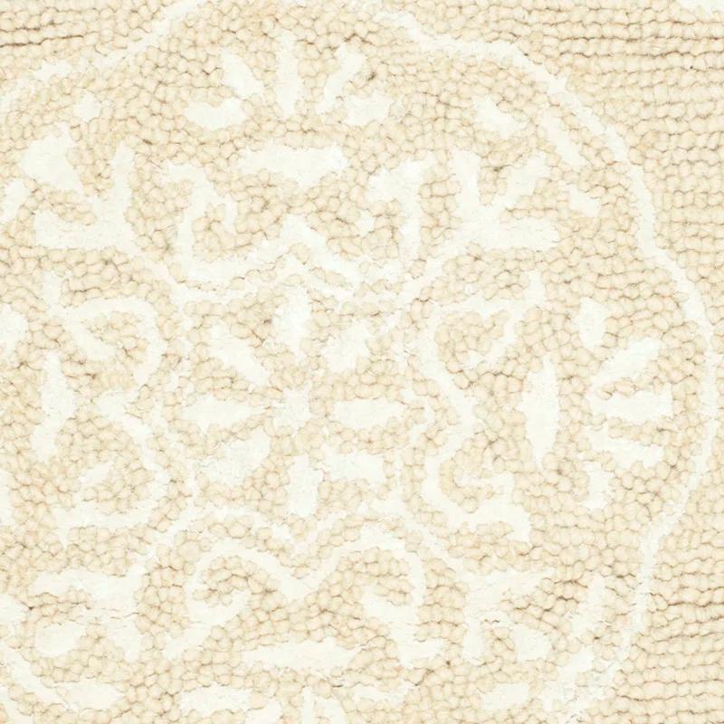 Safavieh Bella Hand Tufted Wool Floral Rug