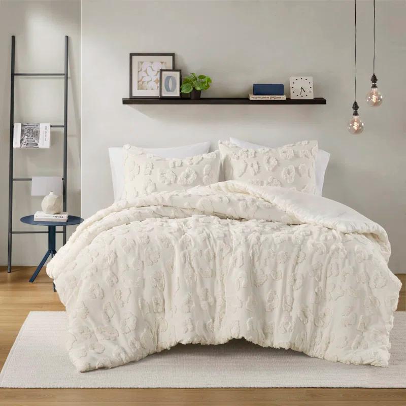 Off-White Animal Chenille Full/Queen Duvet Cover Set