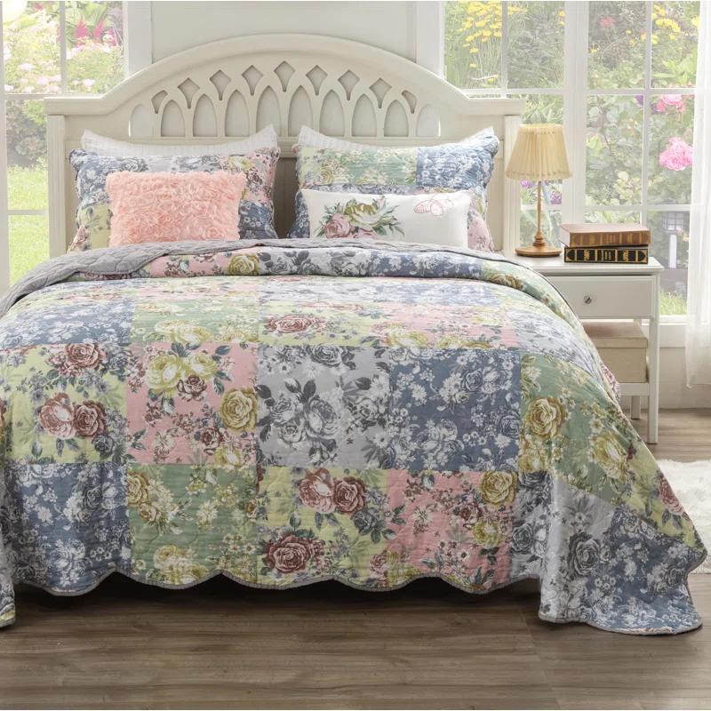 Gray Floral Patchwork Cotton Full Quilt Set