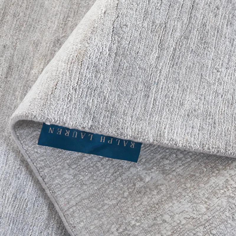 Fairfax Heathered Gray 6' x 9' Hand-Knotted Viscose and Cotton Rug