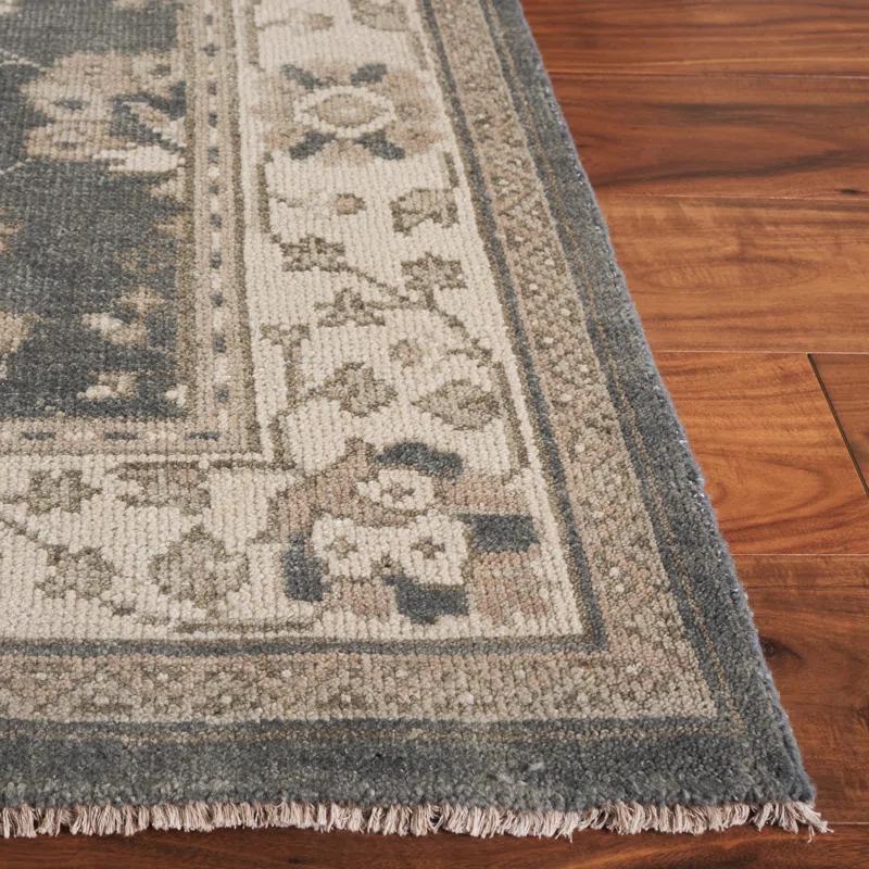 Safavieh Sivas Hand Knotted New Zealand Wool Oriental Rug