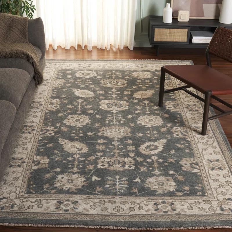 Safavieh Sivas Hand Knotted New Zealand Wool Oriental Rug