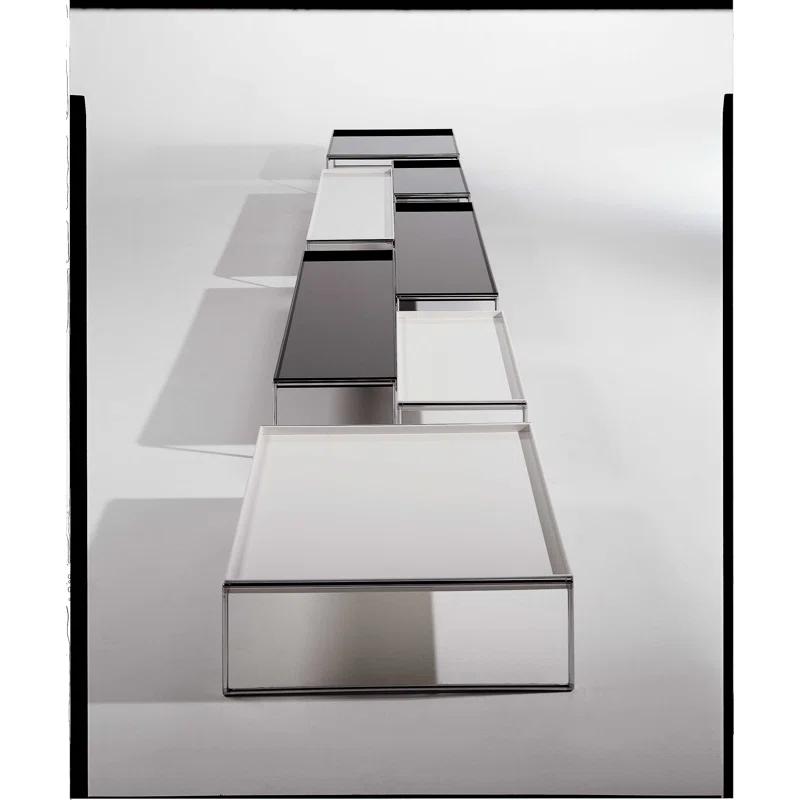 Trays Table