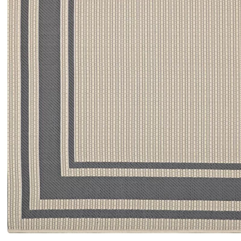 Elegant Gray and Beige Synthetic 8' x 10' Indoor/Outdoor Area Rug
