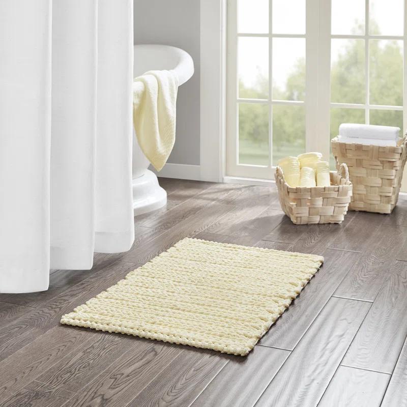 Lasso 100% Cotton Chenille Chain Stitch Non-Slip Bath Rug