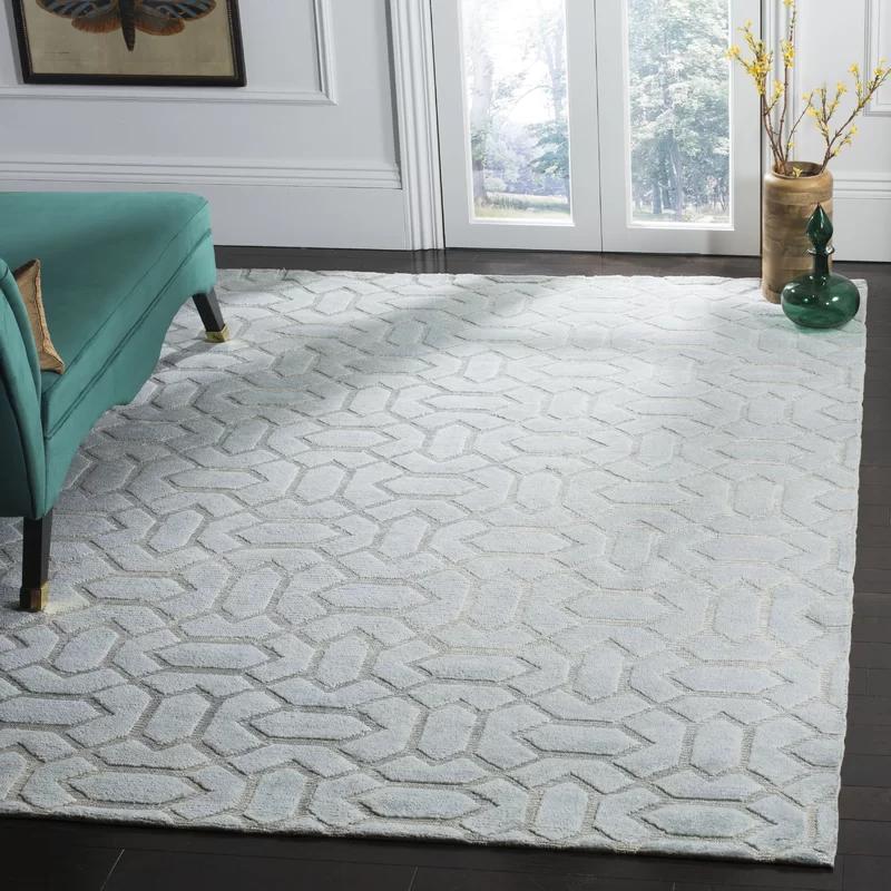 Santa Fe Light Grey 6' x 9' Hand-Knotted Wool Geometric Rug