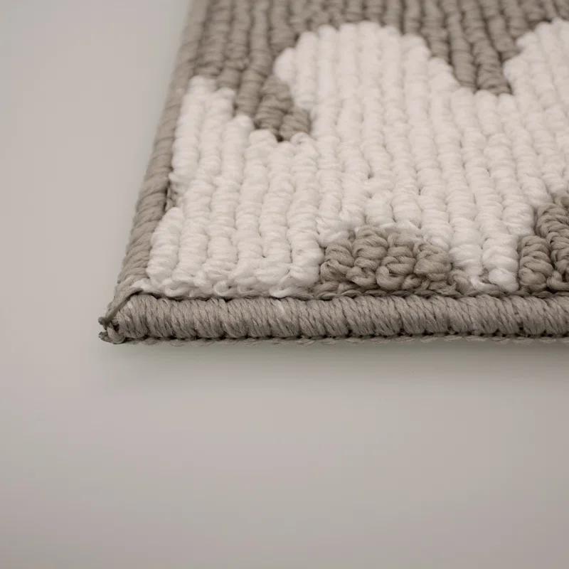 Laura Ashley Laura Ashley Mayhew Light Gray/White Area Rug