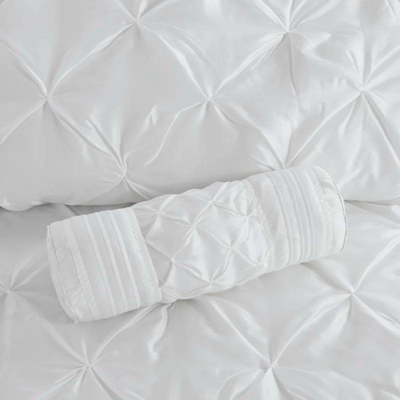 Madison Park Laurel 7 Piece Tufted Comforter Set