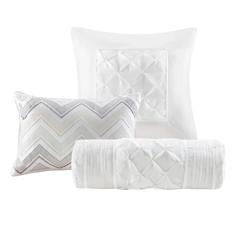 Madison Park Laurel 7 Piece Tufted Comforter Set