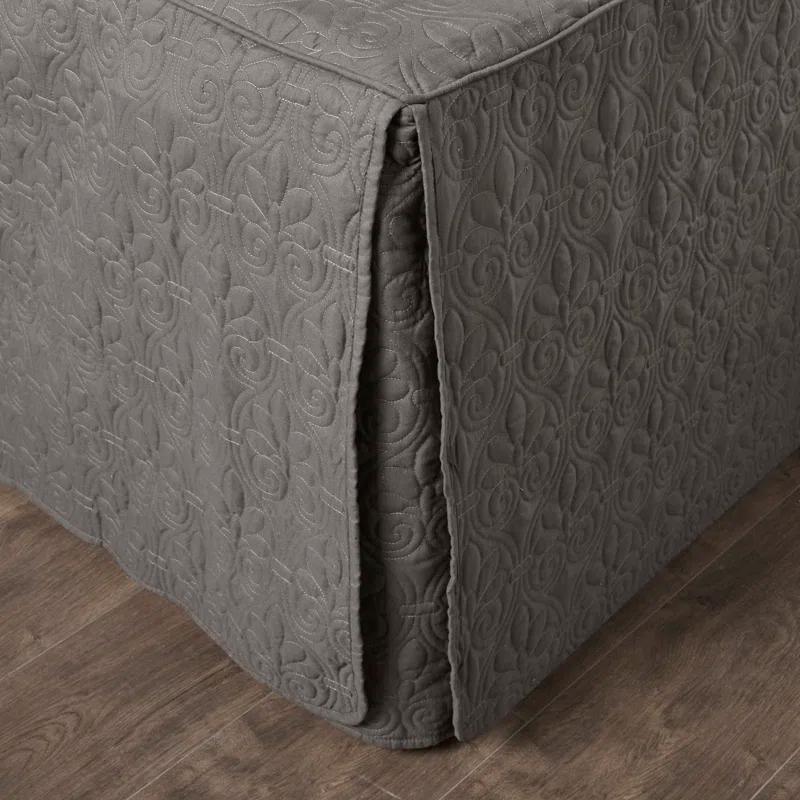 Madison Park Quebec 3 Piece Split Corner Pleated Quilted Bedspread