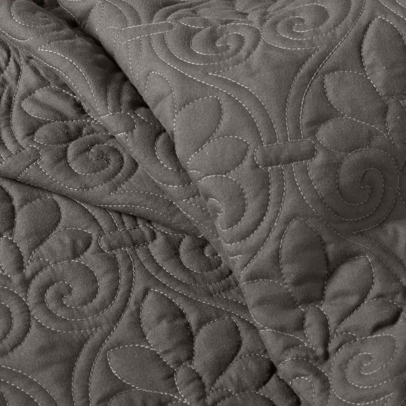 Madison Park Quebec 3 Piece Split Corner Pleated Quilted Bedspread