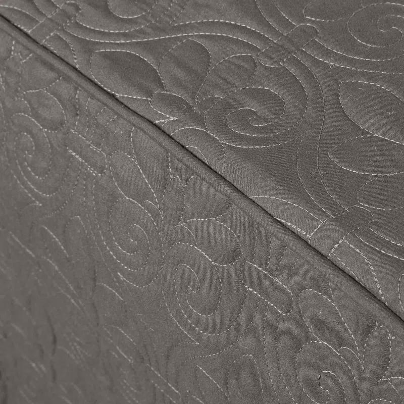 Madison Park Quebec 3 Piece Split Corner Pleated Quilted Bedspread