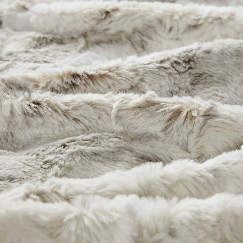 Madison Park Sachi Oversized Throw