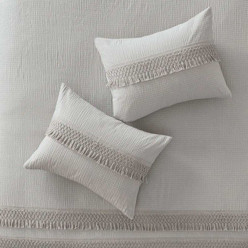 Amaya Ivory Full/Queen Cotton Seersucker Duvet Set with Tassel Trims