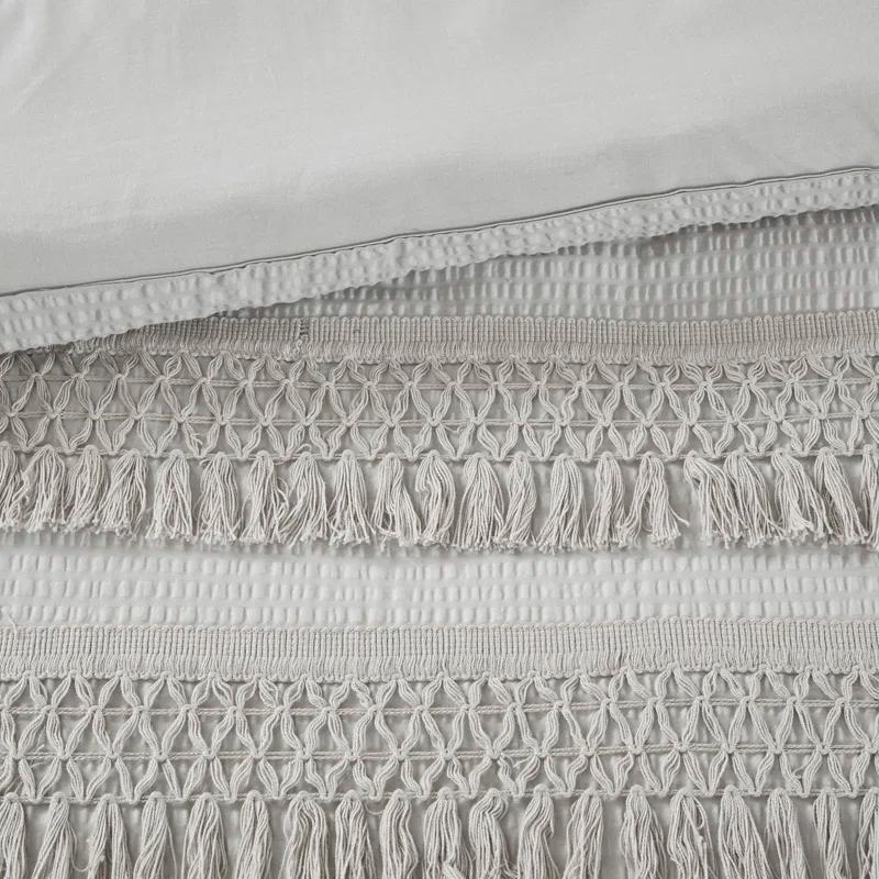 Amaya Ivory Full/Queen Cotton Seersucker Duvet Set with Tassel Trims