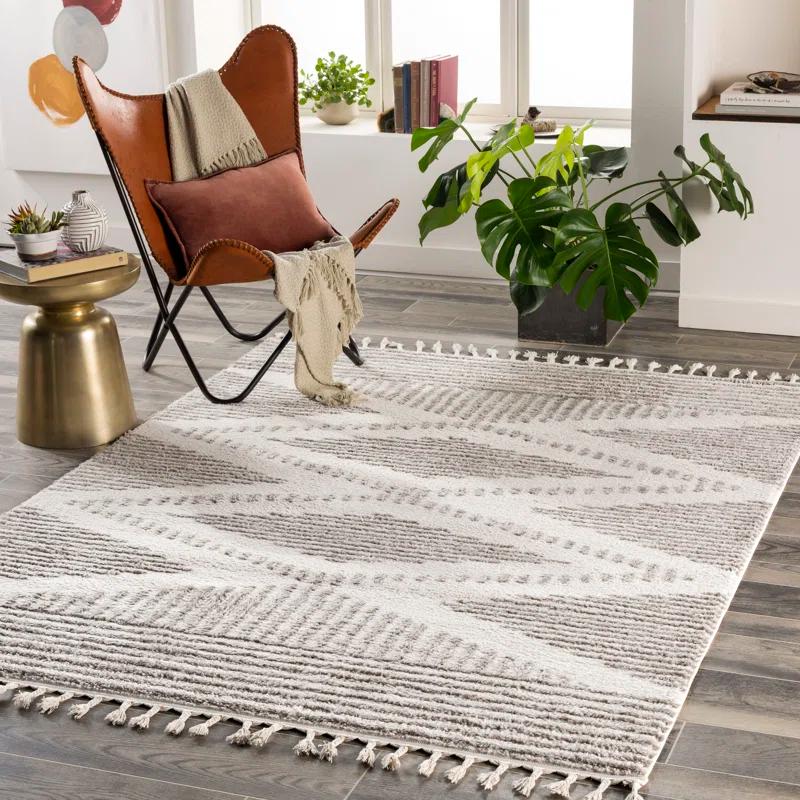 Union Rustic Hrinda Indoor Rug