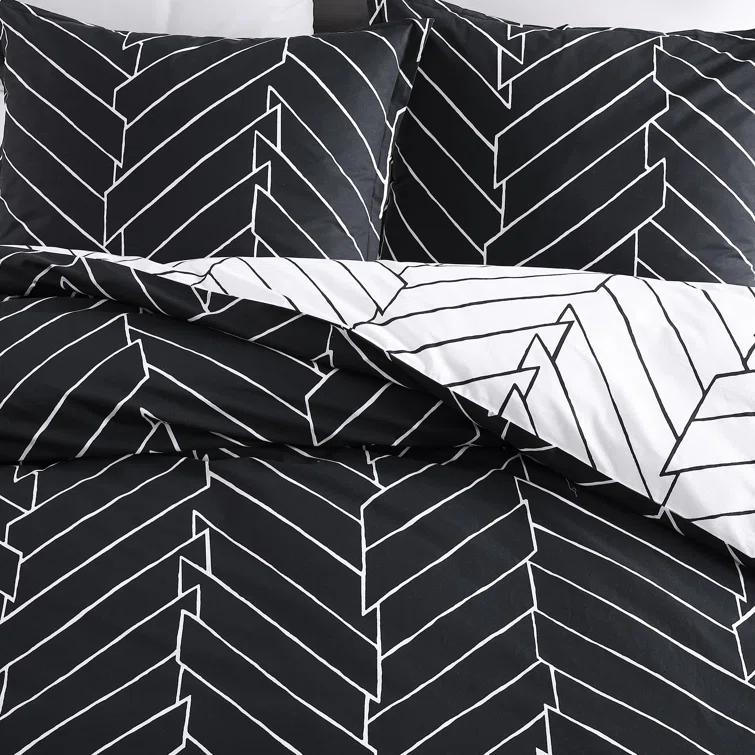 City Scene Ceres Black Standard Cotton 150 TC Reversible Duvet Cover Set