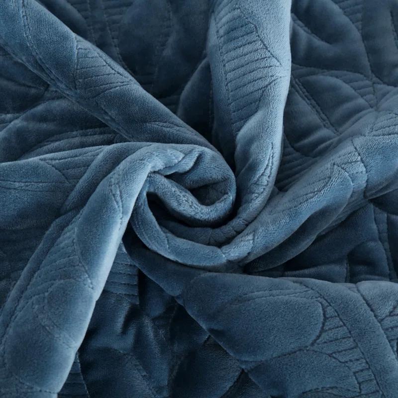 MarCielo Marcielo Oversized Embroidered Velvet Quilt Set With 2 Pillow Shams
