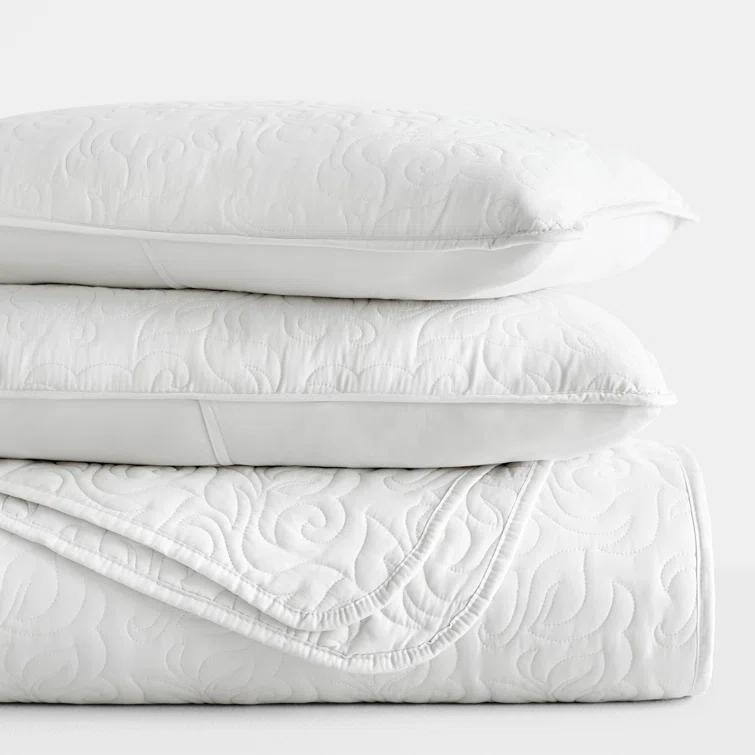 Becky Cameron Becky Cameron Elegant Floral Stitching Quilt Set