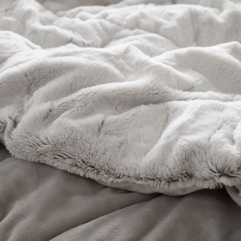 Gia Back Print Long Fur Comforter Mini Set
