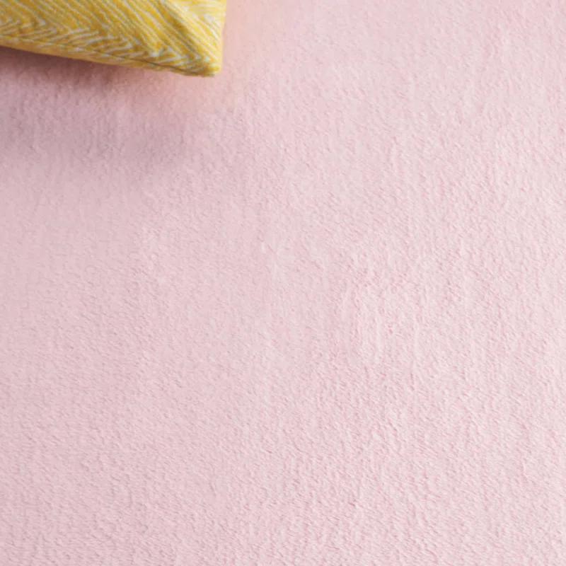 Safavieh Faux Rabbit Fur Performance Machine Washable Solid Color Rug