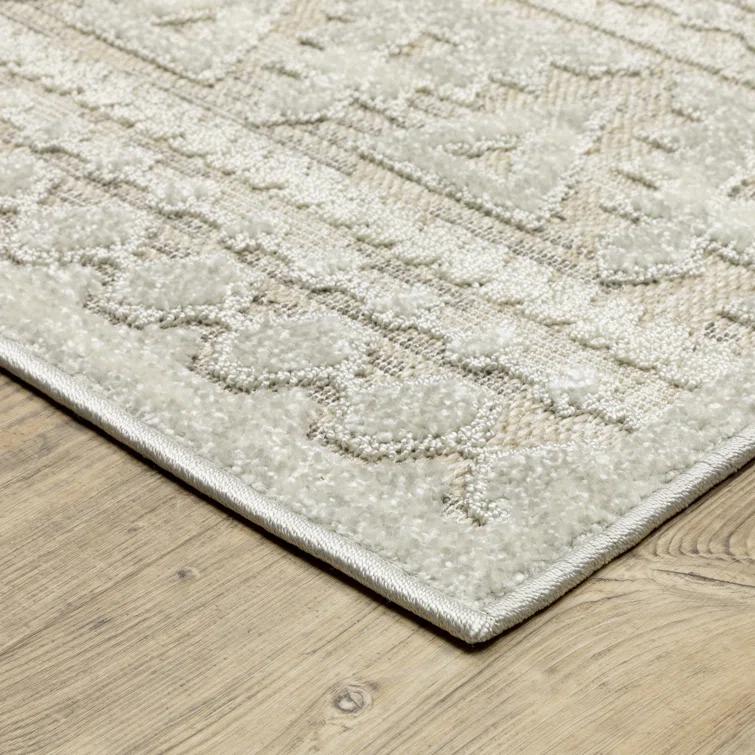 Union Rustic Krishi Geometric Indoor Rug