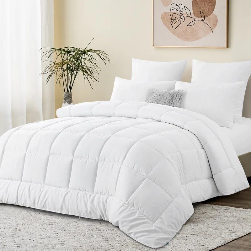 Aisbo Microfiber / Polyester Comforter & Duvet Insert