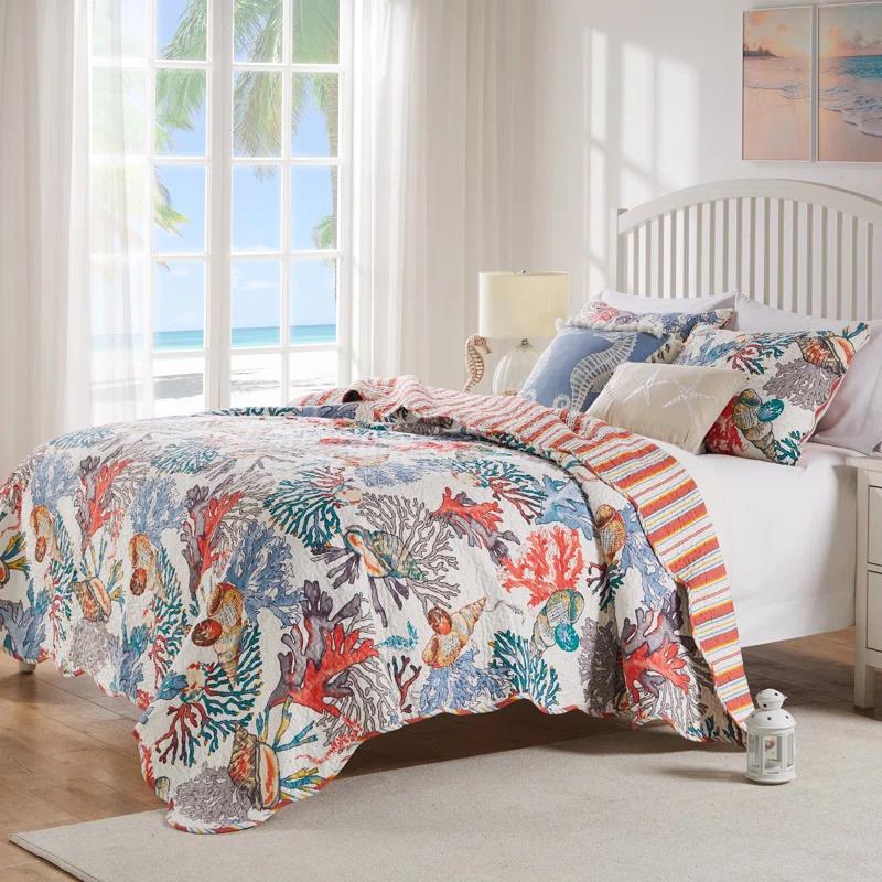 Atlantis Reversible Quilt Set with Throw Pillows