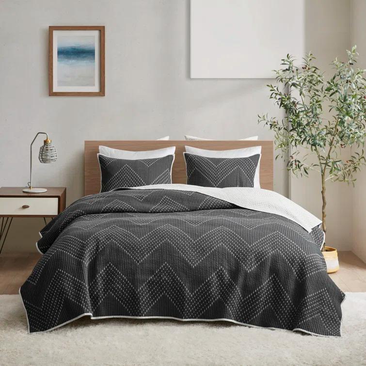 INK+IVY Pomona 3 Piece Embroidered Cotton Quilt Set